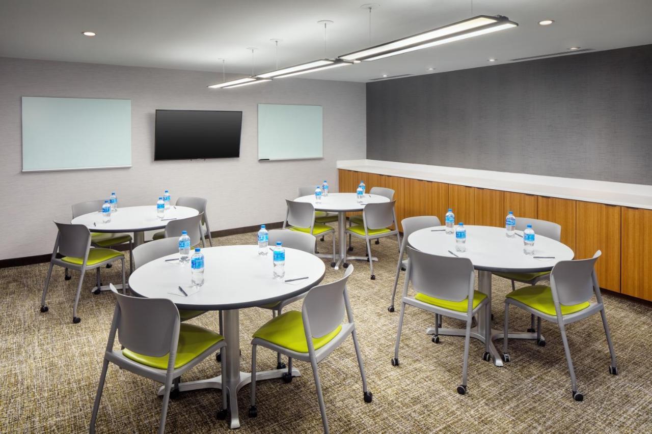 Springhill Suites By Marriott New York Jfk Airport Jamaica Экстерьер фото