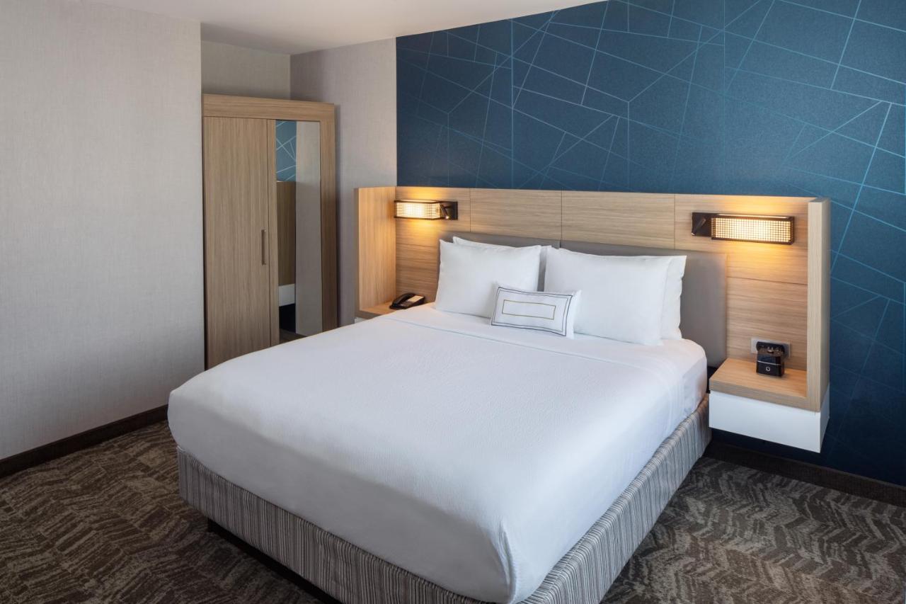 Springhill Suites By Marriott New York Jfk Airport Jamaica Экстерьер фото